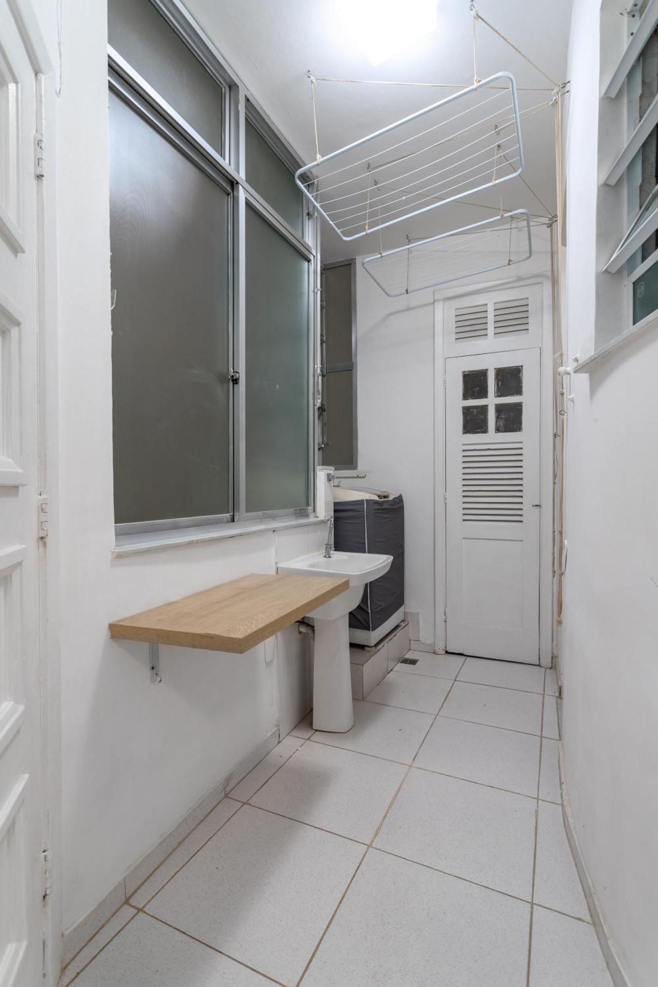 Bucolico, Lindo E Moderno - E Metro Em Copacabana Apartamento *